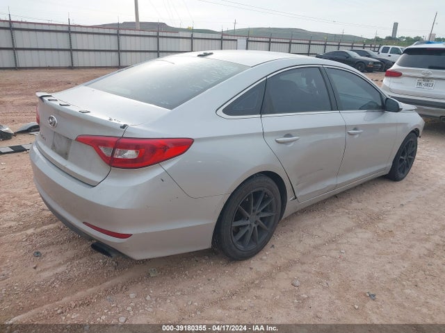 Hyundai SONATA SE 2015 5NPE24AF5FH002445 Image 4