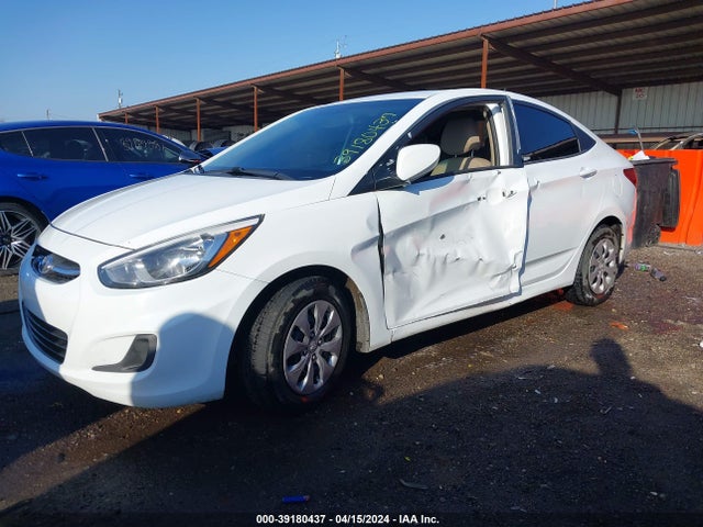 Hyundai ACCENT SE 2016 KMHCT4AE2GU154973 Image 2