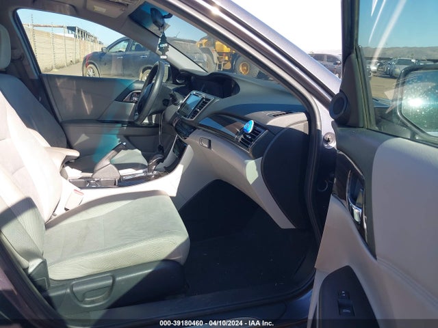 Honda ACCORD EX 2017 1HGCR2F72HA248616 Image 5