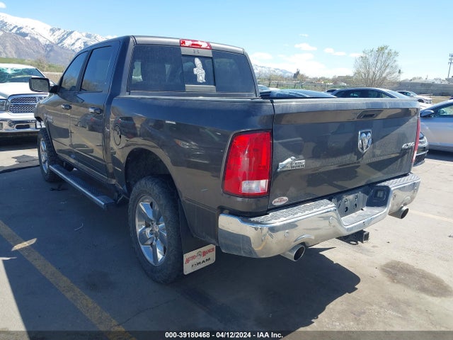 3C6RR7LTXHG524749 RAM 1500 Big Horn  4x4 5'7 Box
