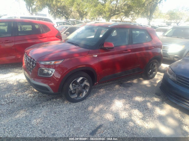 Hyundai Venue Limited 2022 KMHRC8A37NU186668 Image 2