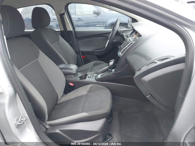 Ford FOCUS SE 2014 1FADP3F21EL128511 Image 5