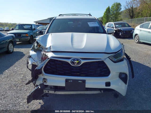 Toyota Highlander Le 2021 5TDBZRBH3MS114129 Image 12
