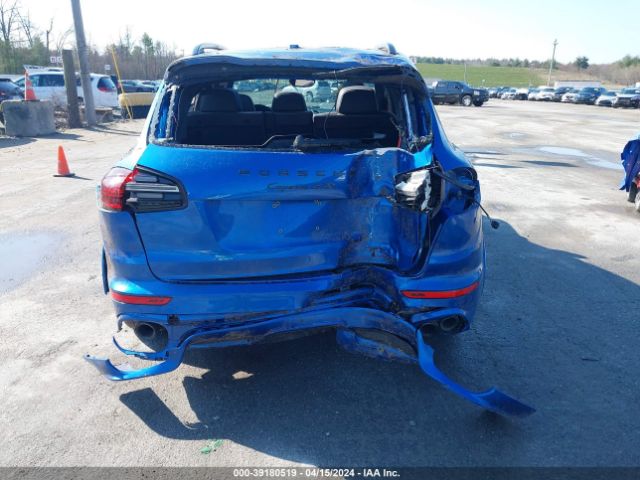 WP1AD2A22HLA83833 Porsche Cayenne Gts