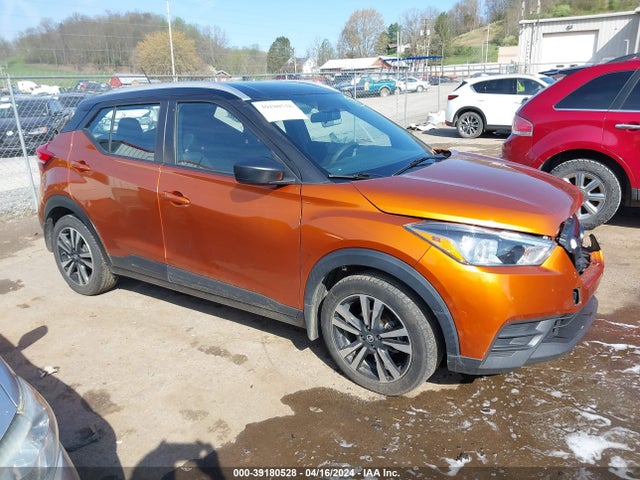 2019 3N1CP5CU3KL568756 main image