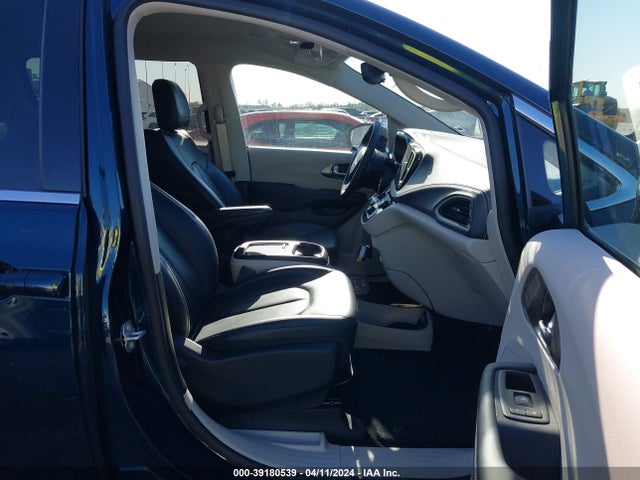 Chrysler Pacifica Hybrid Select 2024 2C4RC1S79RR102625 Image 5