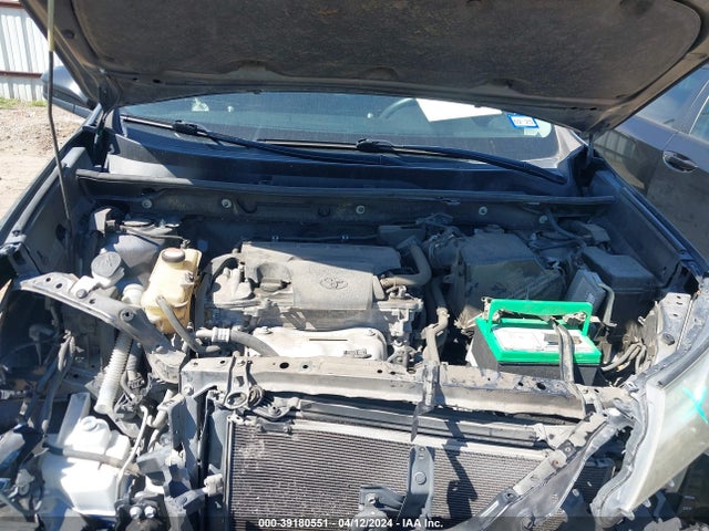 Toyota RAV4 LE 2015 JTMZFREV6FD052541 Image 10