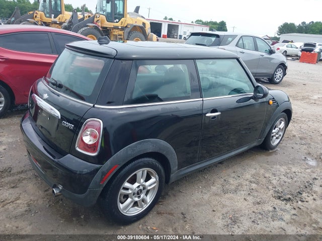 2013 MINI HARDTOP WMWSU3C53DT370057 Photo 3