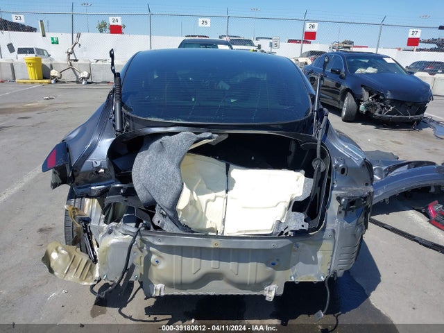 Tesla Model 3 Rear-wheel Drive 2022 5YJ3E1EA9NF326765 Image 16