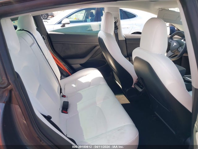 Tesla Model 3 Rear-wheel Drive 2022 5YJ3E1EA9NF326765 Image 8