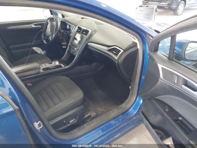 3FA6P0H78HR260168 Ford FUSION SE