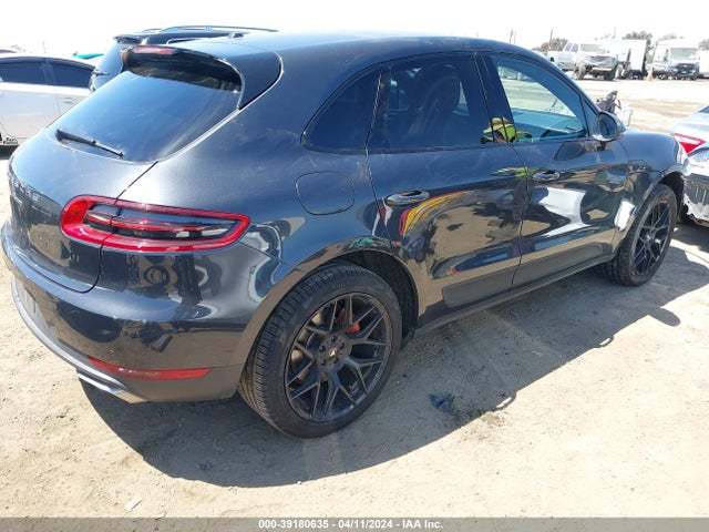 2017 PORSCHE MACAN WP1AA2A57HLB04842 Photo 3