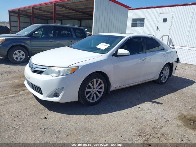 Toyota CAMRY XLE 2014 4T4BF1FK4ER382654 Image 2