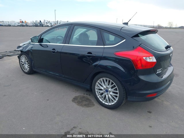 Ford Focus Titanium 2014 1FADP3N24EL224408 Image 3