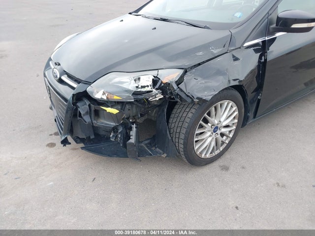 Ford Focus Titanium 2014 1FADP3N24EL224408 Image 6