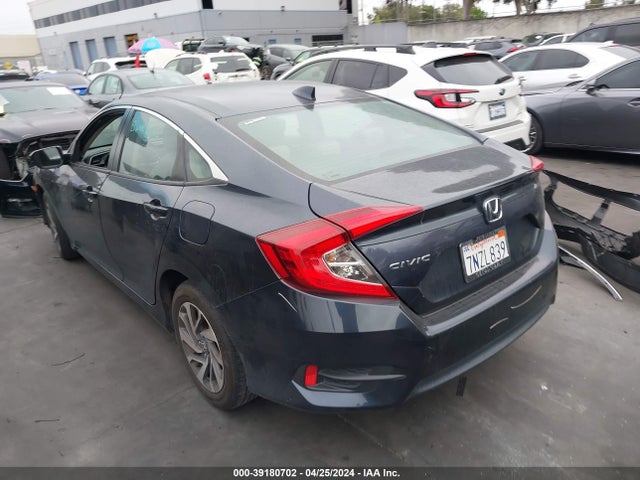 Honda CIVIC EX 2017 2HGFC2F75HH555472 Image 3