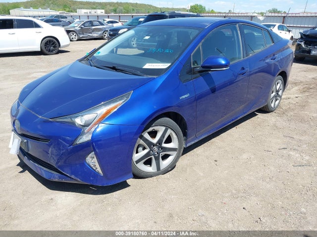Toyota Prius Four Touring 2016 JTDKARFUXG3515486 Image 2