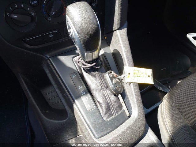 Ford FOCUS S 2014 1FADP3E22EL453542 Image 11