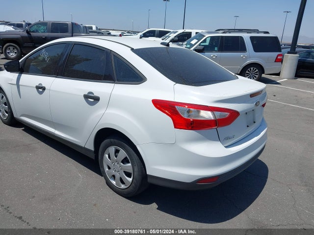 Ford FOCUS S 2014 1FADP3E22EL453542 Image 3