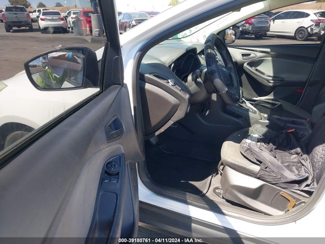 Ford FOCUS S 2014 1FADP3E22EL453542 Image 5