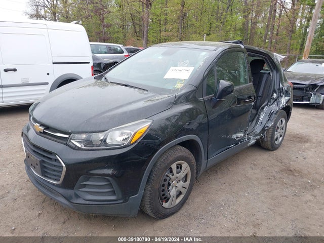 Chevrolet TRAX LS 2017 3GNCJKSB4HL286770 Image 2