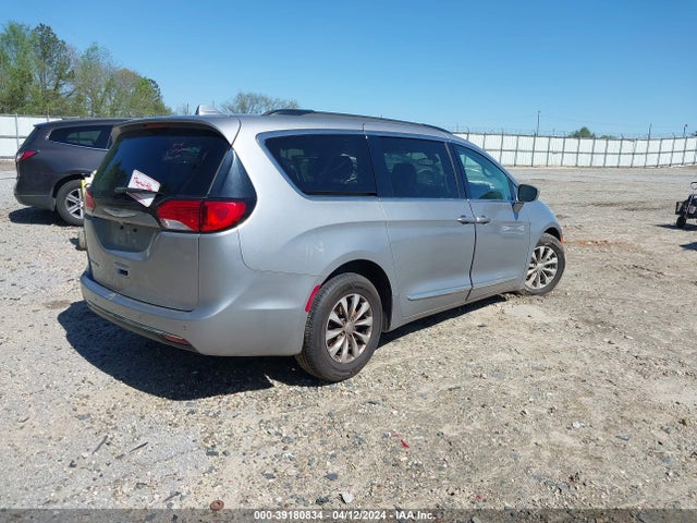 2C4RC1BG8HR710828 Chrysler Pacifica Touring-l