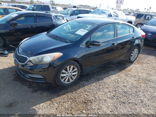 KIA FORTE LX 2015 KNAFX4A6XF5280339 Image 2