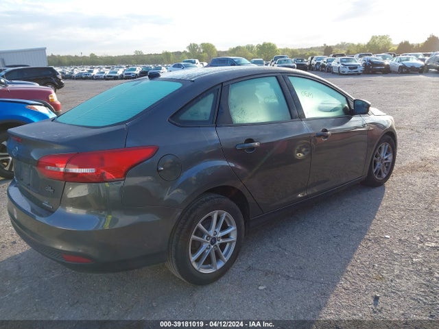 Ford FOCUS SE 2016 1FADP3F29GL212322 Image 4