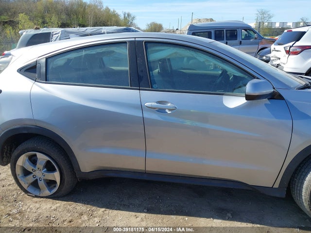 Honda HR-V LX 2018 3CZRU6H38JG702832 Image 13