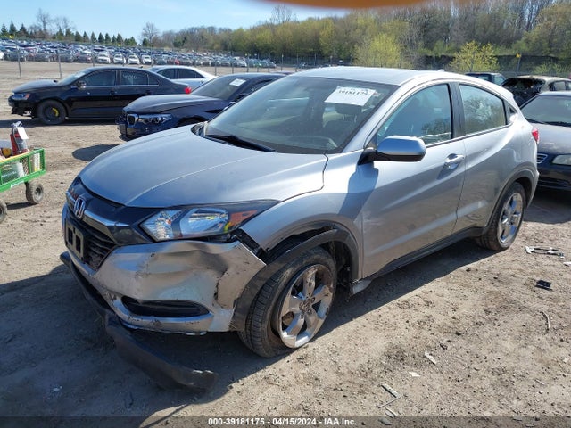 Honda HR-V LX 2018 3CZRU6H38JG702832 Image 2