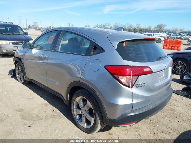 Honda HR-V LX 2018 3CZRU6H38JG702832 Image 3