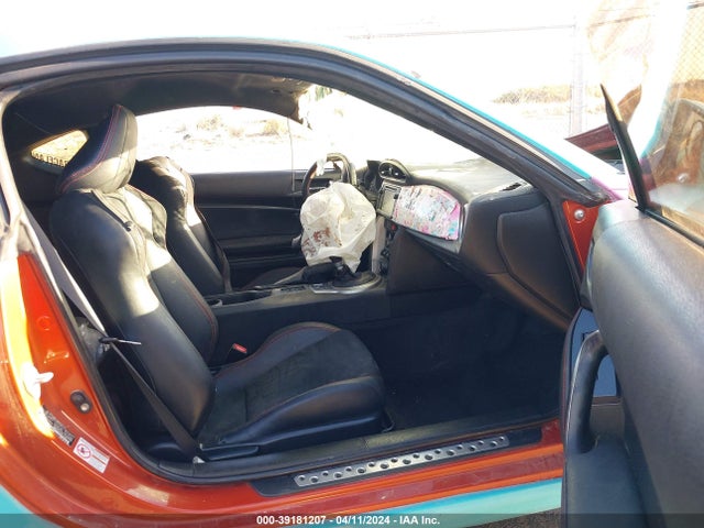 JF1ZNAA15E8708233 Scion Fr-s Monogram