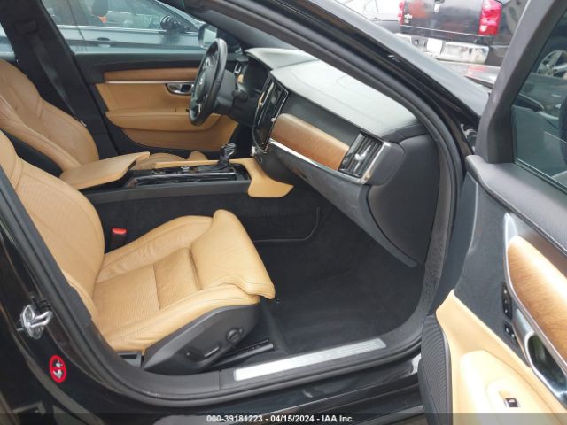 LVY992ML9JP037532 Volvo S90 T6 Inscription