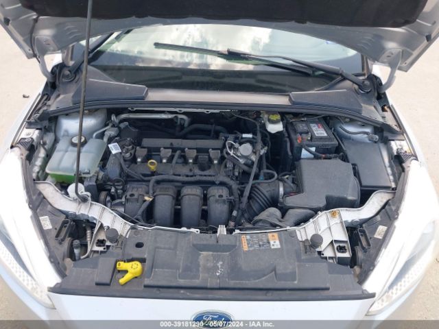 1FADP3E24HL318812 Ford FOCUS S