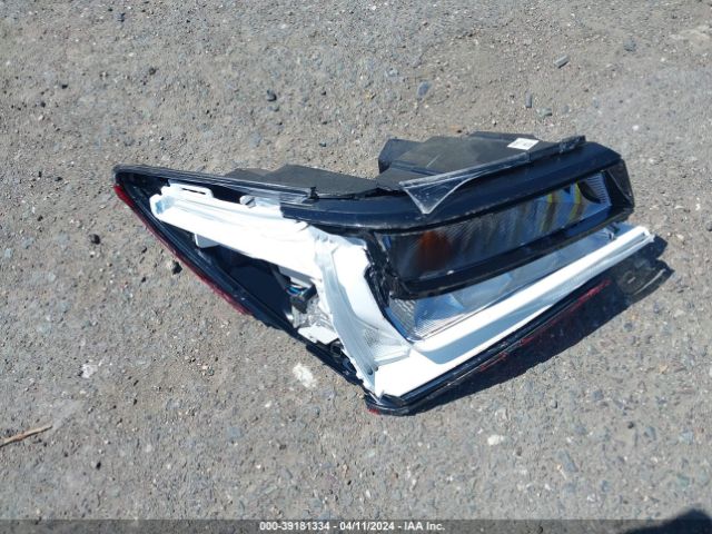 19UDE2F85NA006987 Acura Ilx Premium   A-spec Packages/technology   A-spec Packages