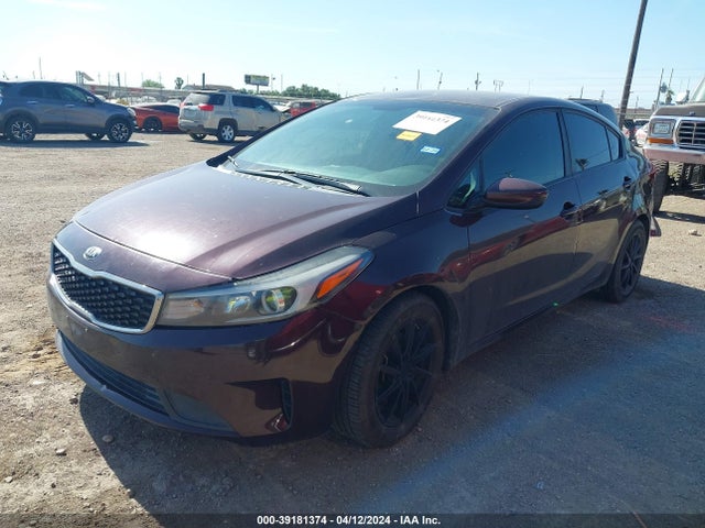 KIA FORTE LX 2018 3KPFL4A70JE244020 Image 2