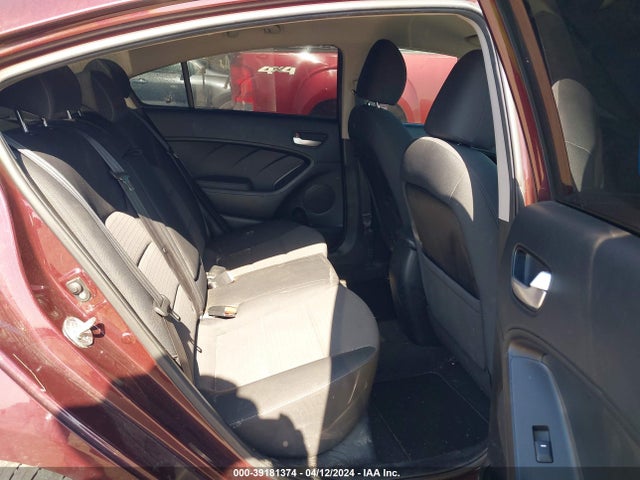 KIA FORTE LX 2018 3KPFL4A70JE244020 Image 8