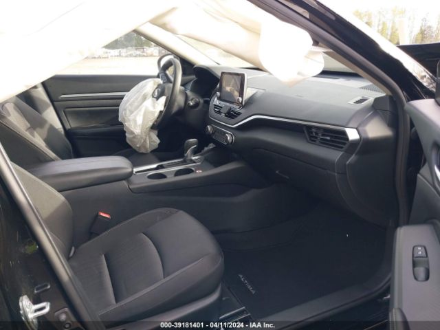 1N4BL4DV0NN383483 Nissan Altima Sv Fwd