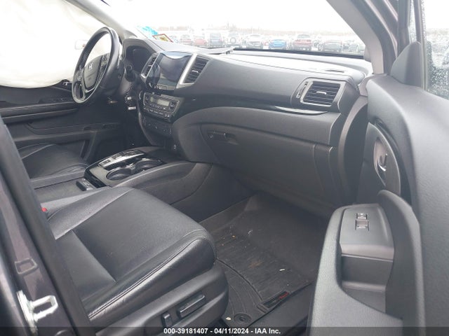 Honda Pilot Touring 2016 5FNYF6H90GB068480 Image 5