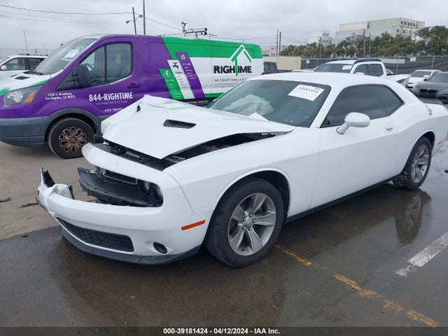 Dodge Challenger Sxt 2019 2C3CDZAG1KH670046 Image 2