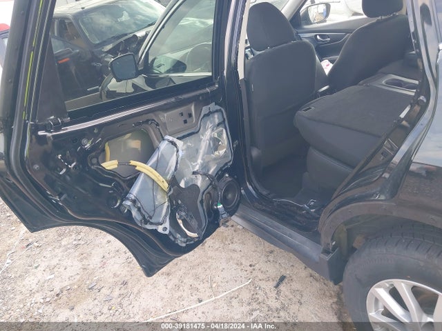 Nissan ROGUE SV 2018 KNMAT2MV9JP586655 Image 22