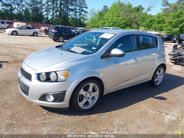 Chevrolet Sonic Ltz Auto 2015 1G1JE6SB0F4107342 Image 2
