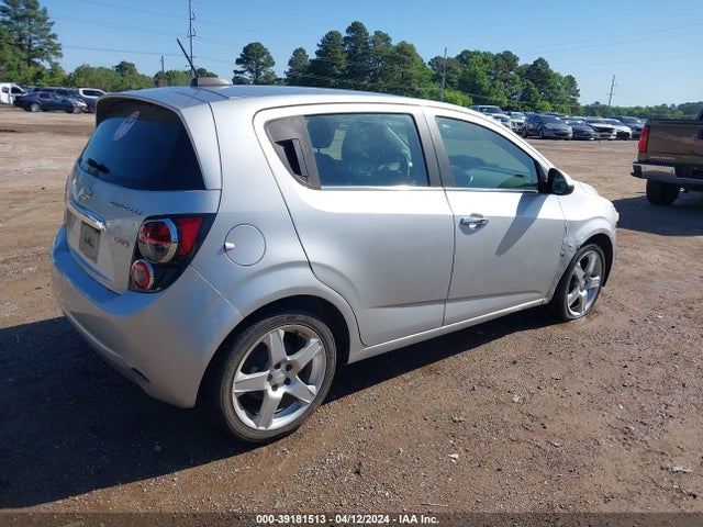 Chevrolet Sonic Ltz Auto 2015 1G1JE6SB0F4107342 Image 4