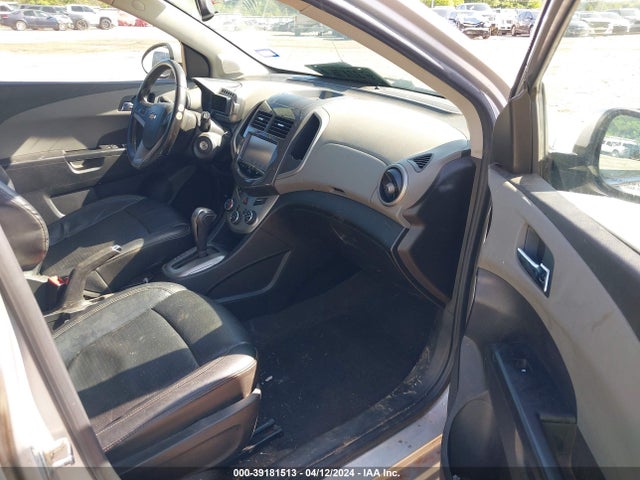 Chevrolet Sonic Ltz Auto 2015 1G1JE6SB0F4107342 Image 5