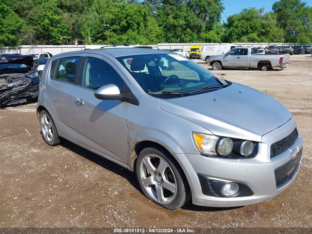 Chevrolet Sonic Ltz Auto 2015 1G1JE6SB0F4107342 Image 6