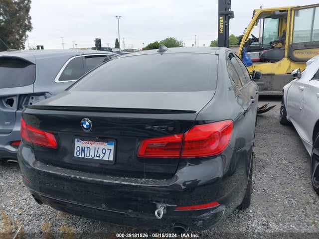 WBAJA9C58KB392968 BMW 530e Iperformance