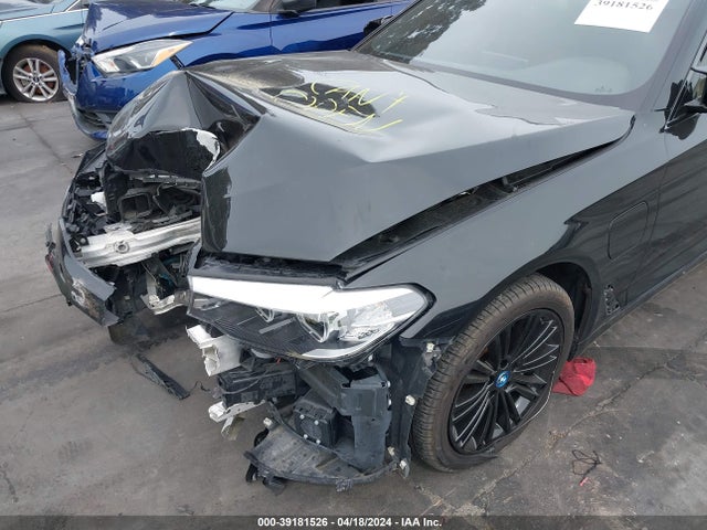 WBAJA9C58KB392968 BMW 530e Iperformance