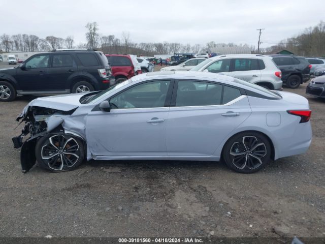 1N4BL4CW5RN382541 Nissan Altima Sr Intelligent Awd