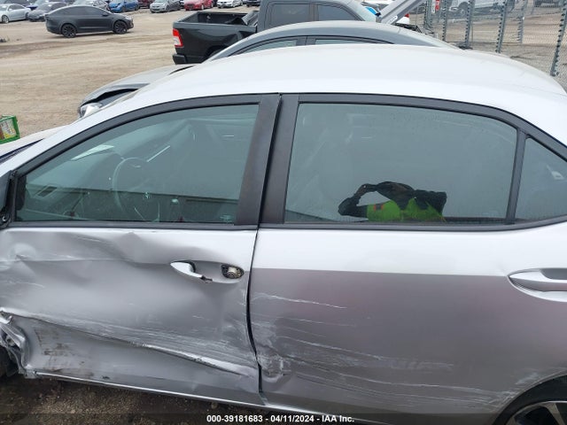 Toyota COROLLA SE 2017 5YFBURHE1HP673334 Image 14