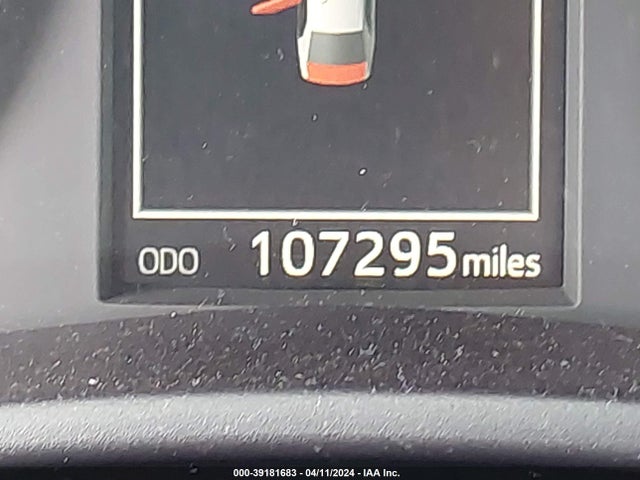 Toyota COROLLA SE 2017 5YFBURHE1HP673334 Image 15